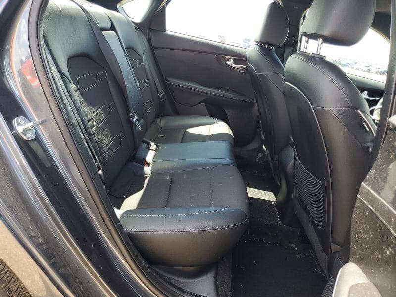 2024 KIA FORTE GT LINE 10