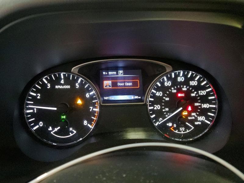 2017 NISSAN PATHFINDER PLATINUM 9