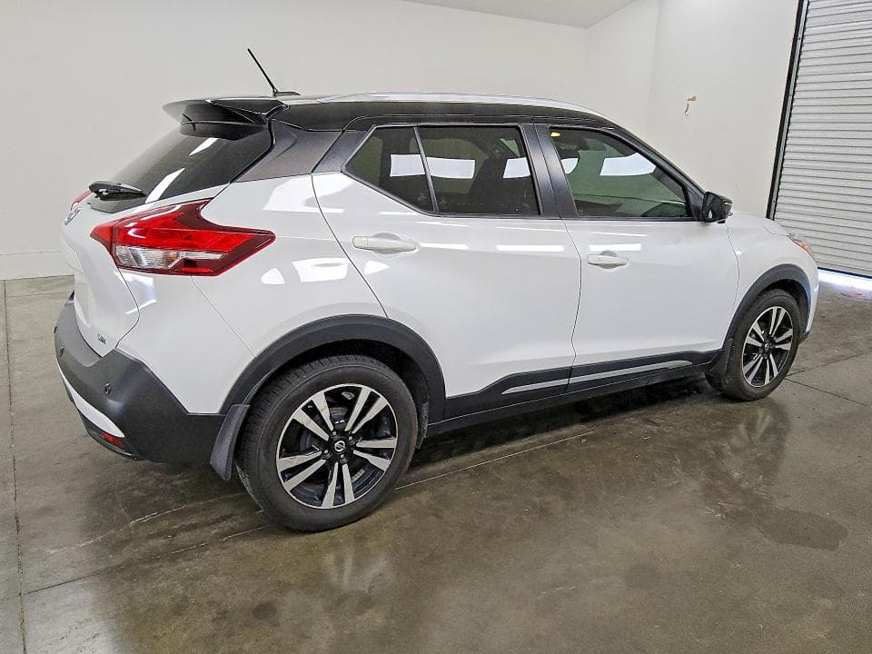 2020 NISSAN KICKS SR 3