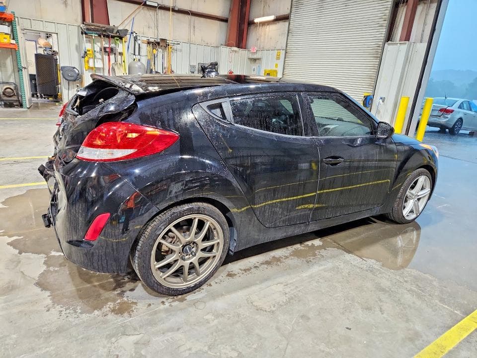 2017 HYUNDAI VELOSTER 3DR 3