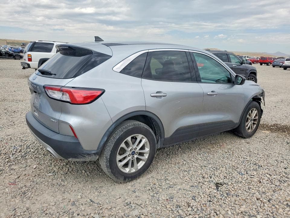 2022 FORD ESCAPE SE 3