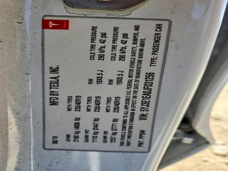 2018 TESLA MODEL 3 12