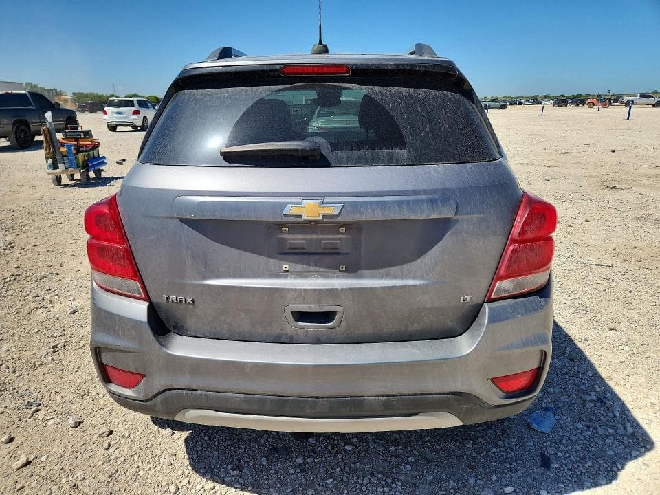 2020 CHEVROLET TRAX 1LT 6