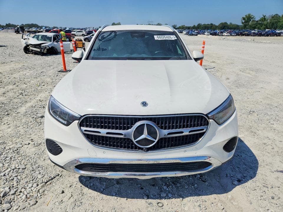 2025 MERCEDES-BENZ GLC 300 5