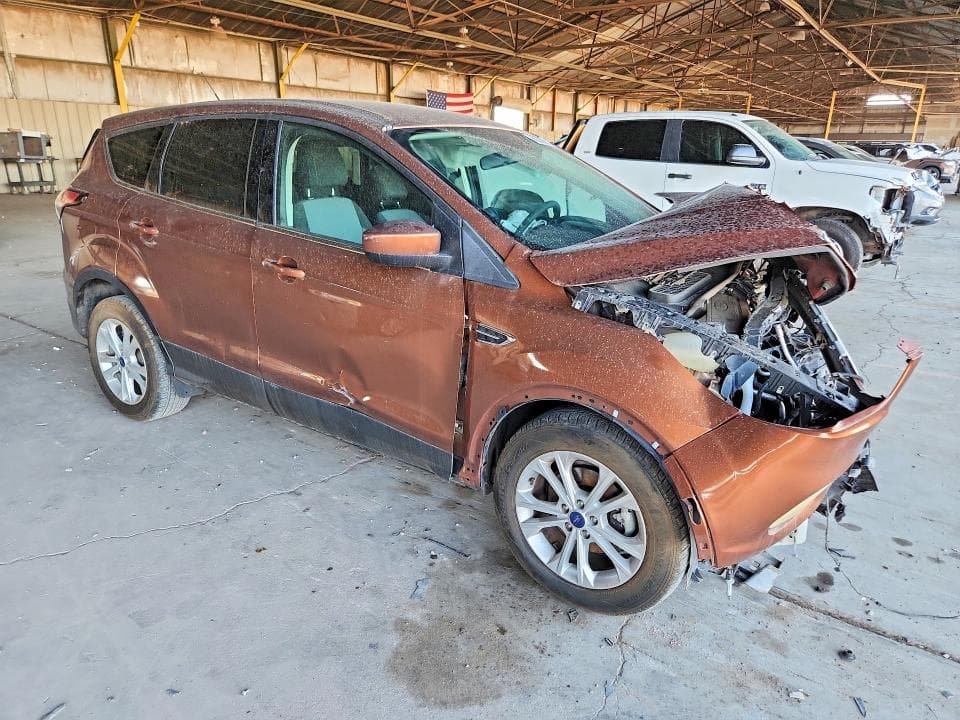 2017 FORD ESCAPE SE 4