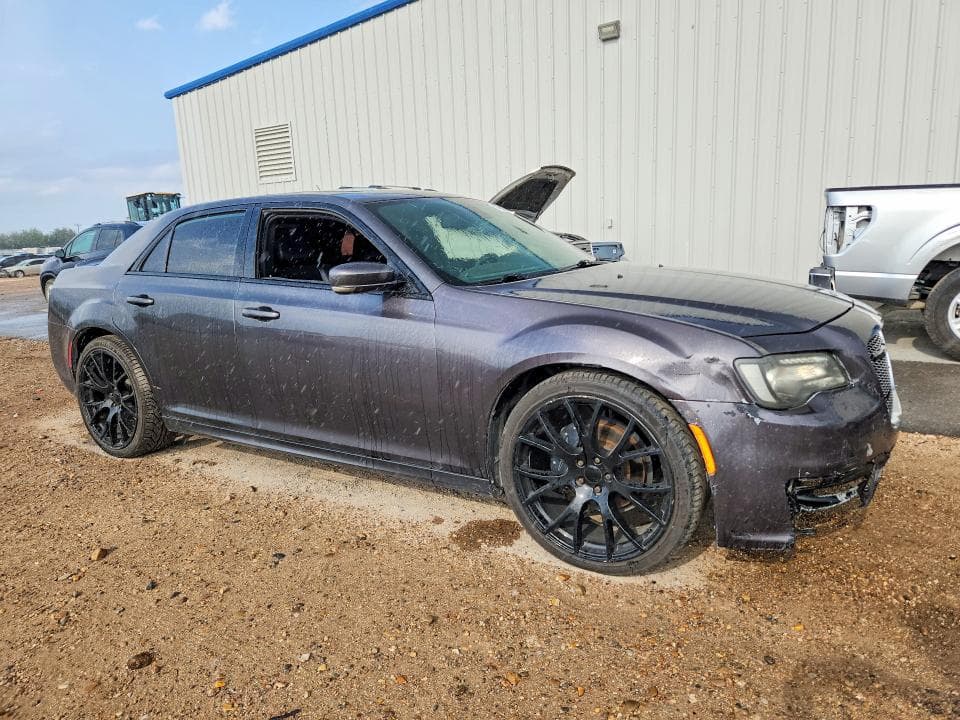2018 CHRYSLER 300 S 4