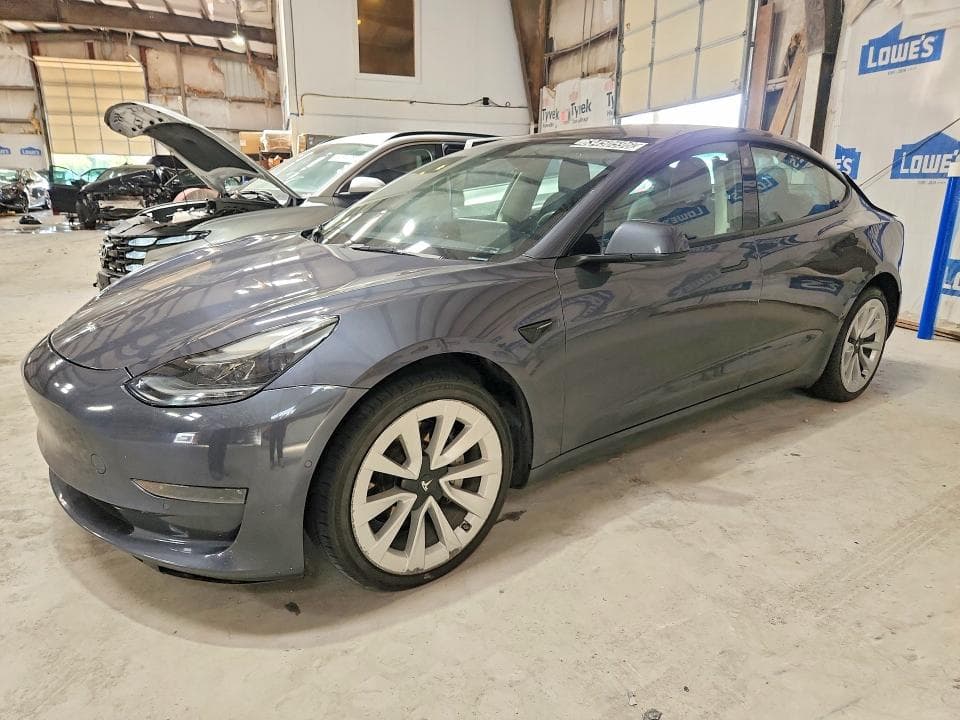 2022 TESLA MODEL 3 - 1