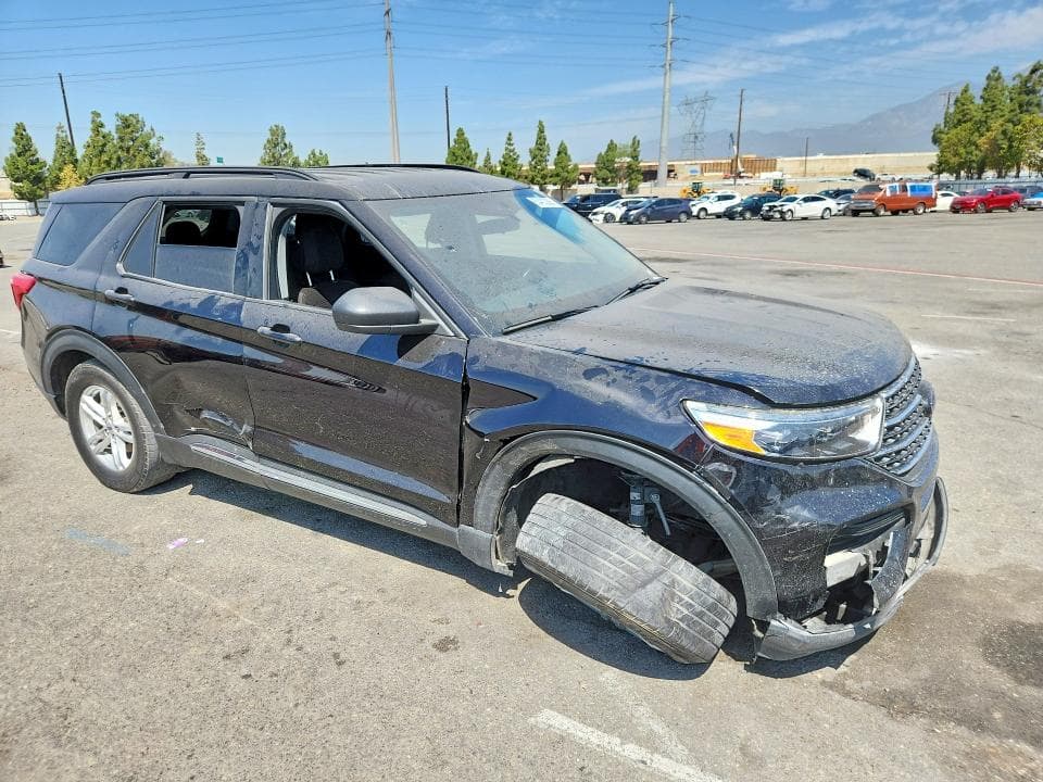 2022 FORD EXPLORER XLT 4