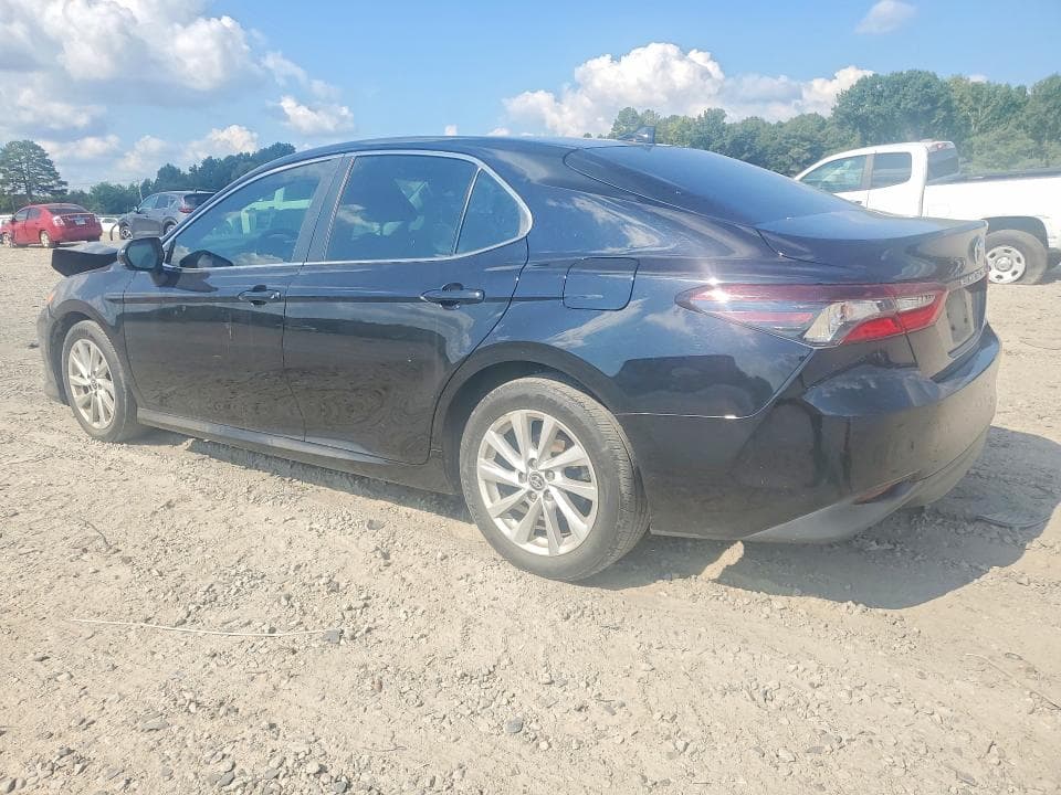 2022 TOYOTA CAMRY LE 2