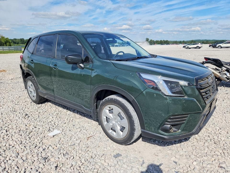 2022 SUBARU FORESTER 4