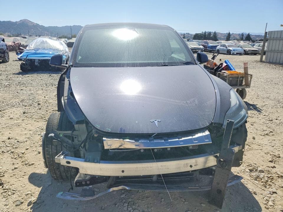 2022 TESLA MODEL Y 5