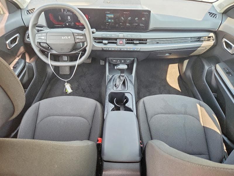 2026 KIA K4 LXS 8