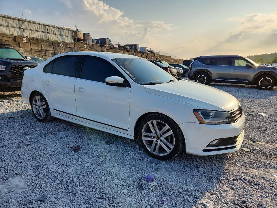 2017 VOLKSWAGEN JETTA SEL 4