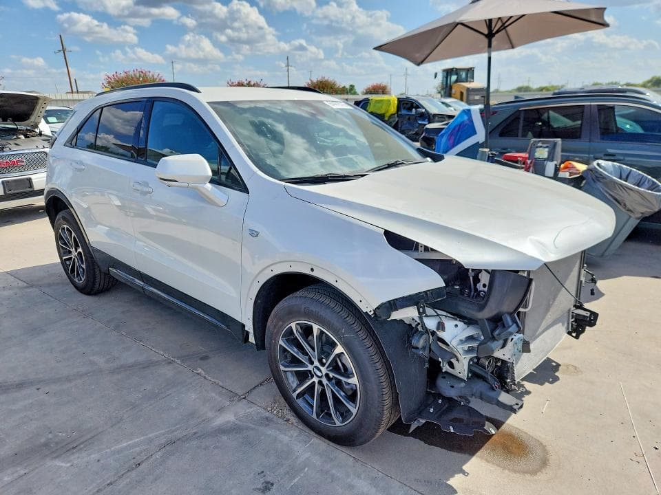 2025 CADILLAC XT4 SPORT 4