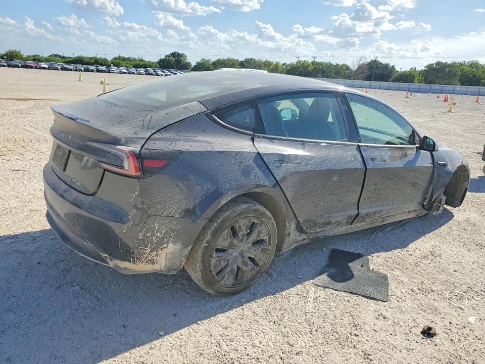 2024 TESLA MODEL 3 3