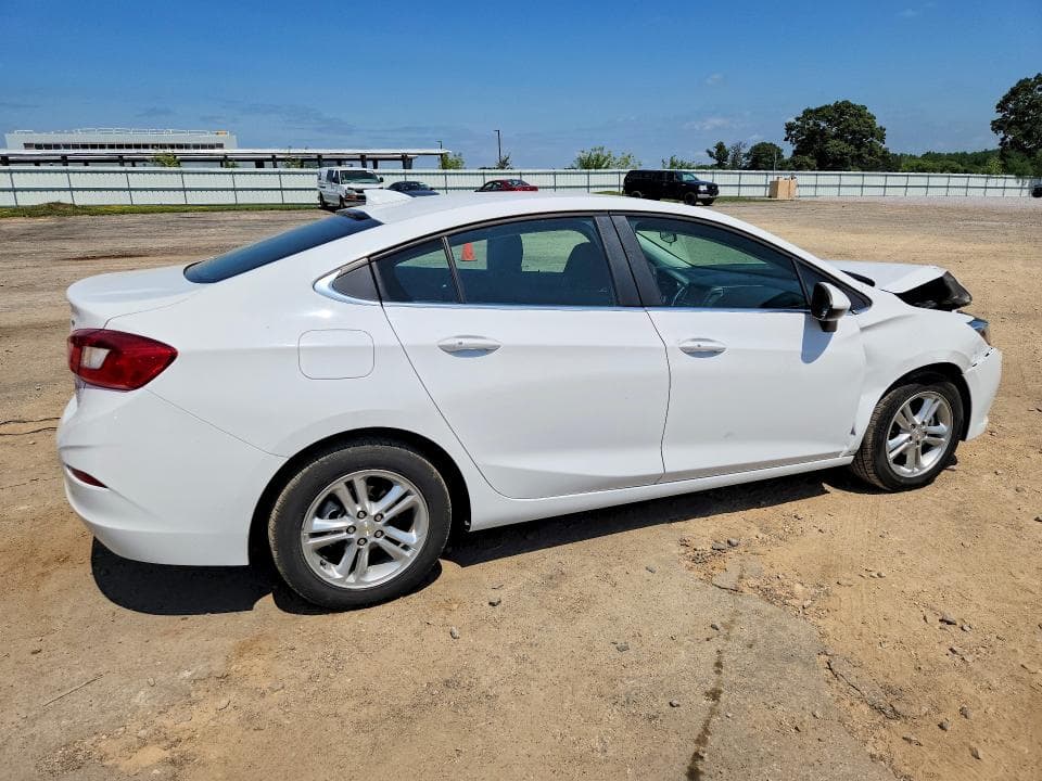 2018 CHEVROLET CRUZE LT 3