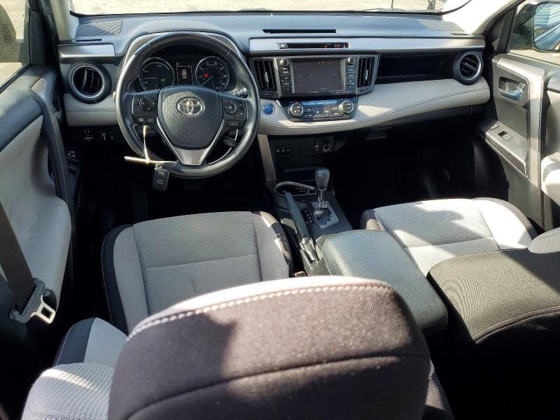 2017 TOYOTA RAV4 HYBRID XLE 8