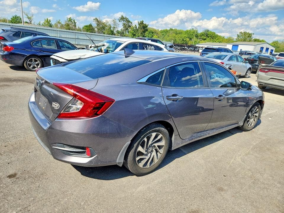 2017 HONDA CIVIC EX 3