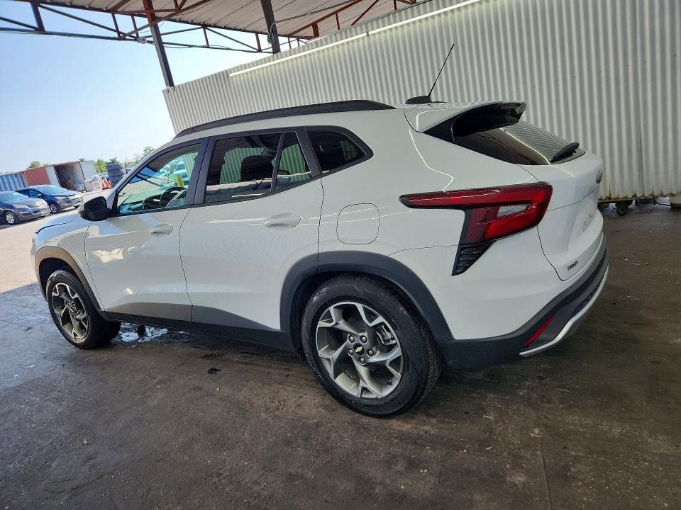 2025 CHEVROLET TRAX 1LT 2