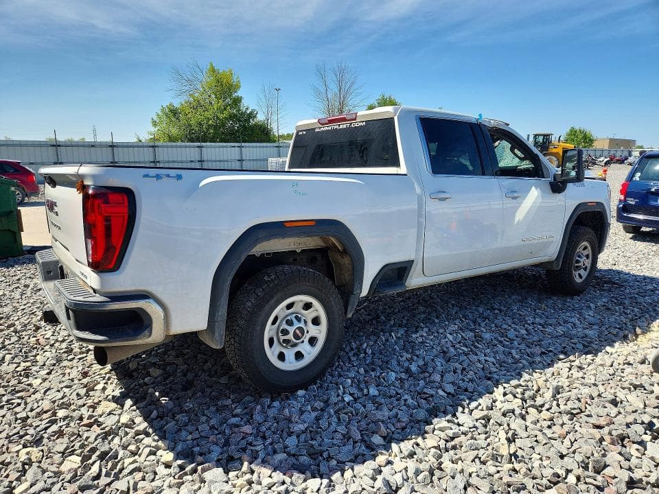 2025 GMC SIERRA K2500 SLE 3