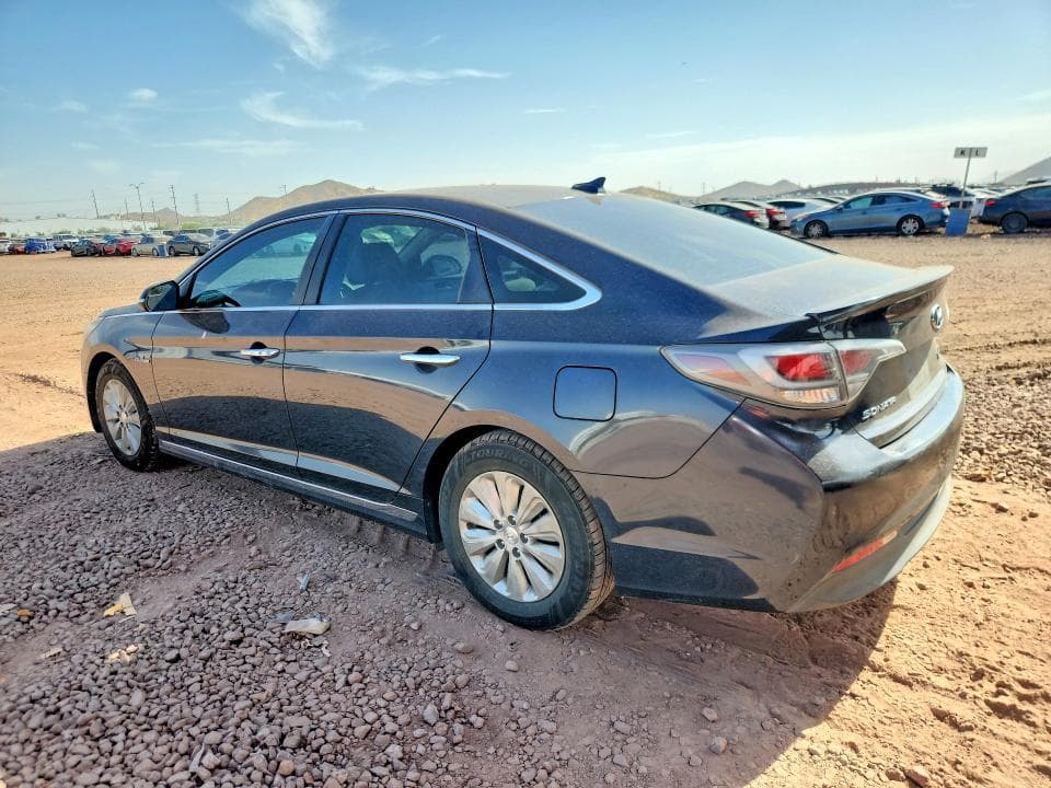 2017 HYUNDAI SONATA HYBRID SE 2