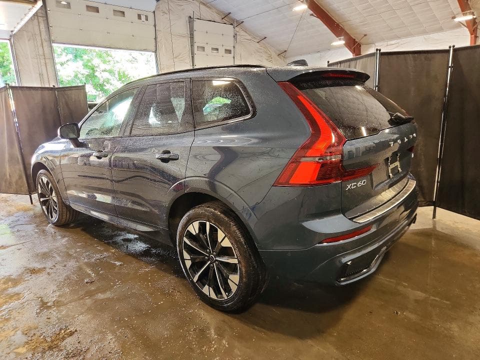 2026 VOLVO XC60 PLUS 2