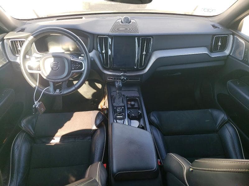2019 VOLVO XC60 T6 R-DESIGN 8
