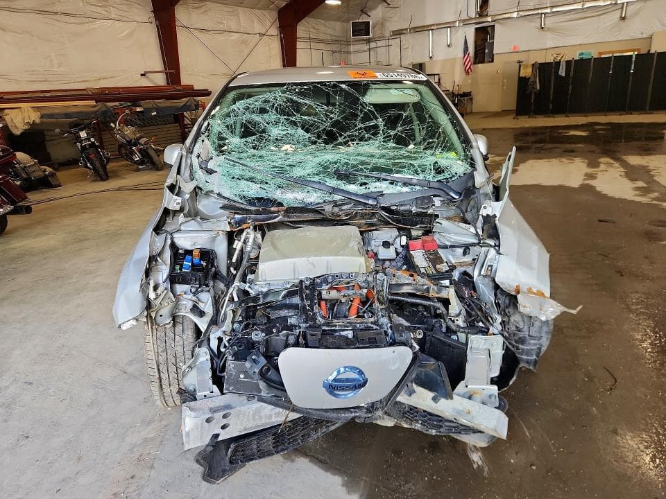 2017 NISSAN LEAF S 5