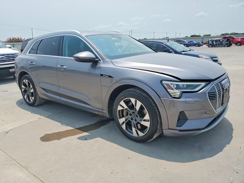 2021 AUDI E-TRON PREMIUM 4