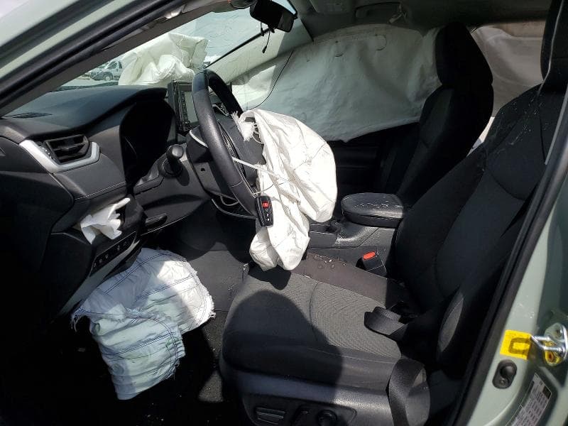 2021 TOYOTA RAV4 XLE 7
