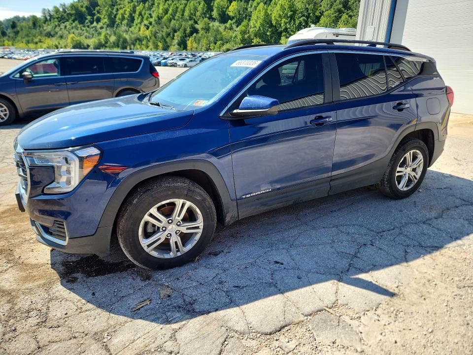 2022 GMC TERRAIN SLE - 1