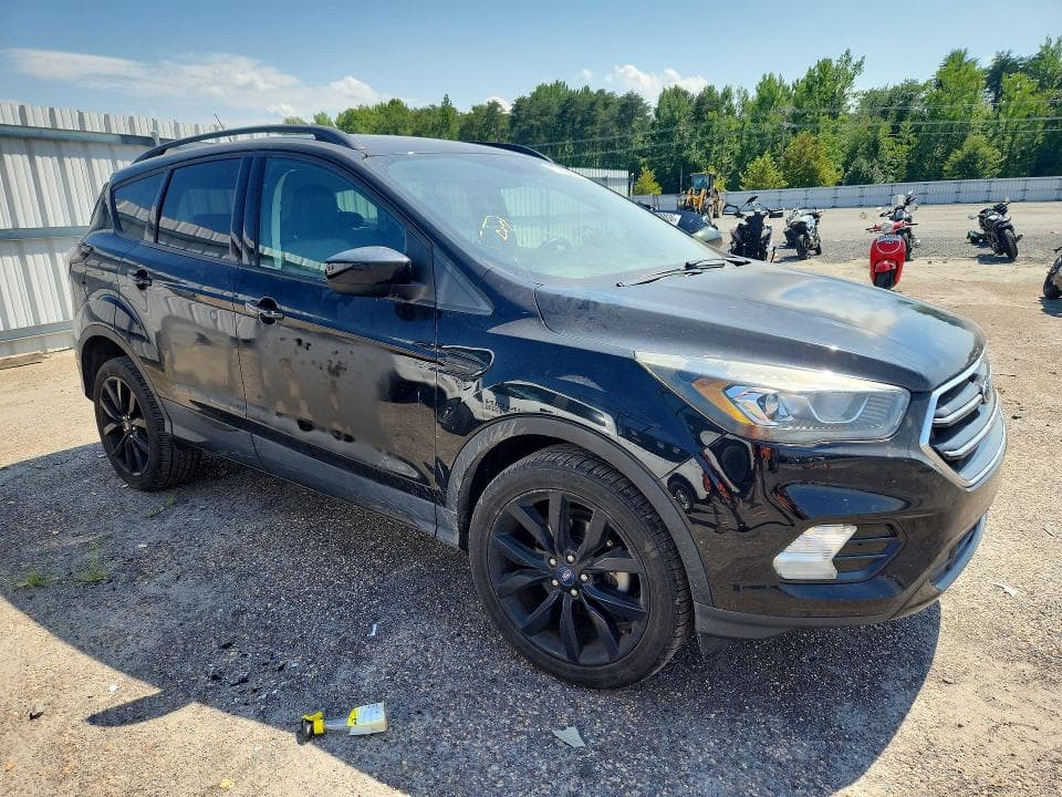 2018 FORD ESCAPE SE 4