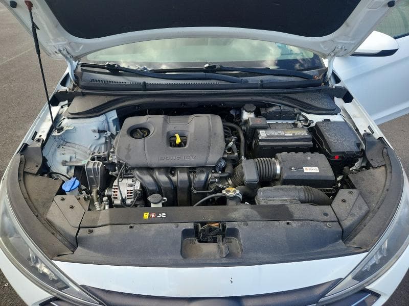 2019 HYUNDAI ELANTRA SEL 11