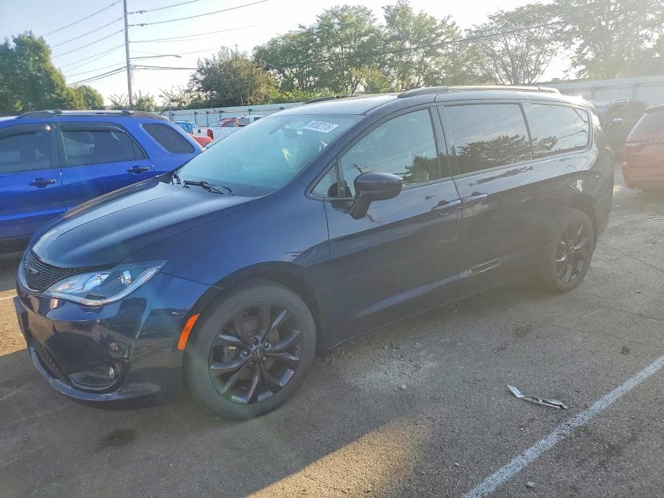 2018 CHRYSLER PACIFICA TOURING L - 1