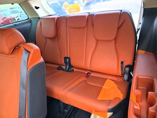 2024 KIA CARNIVAL SX 13