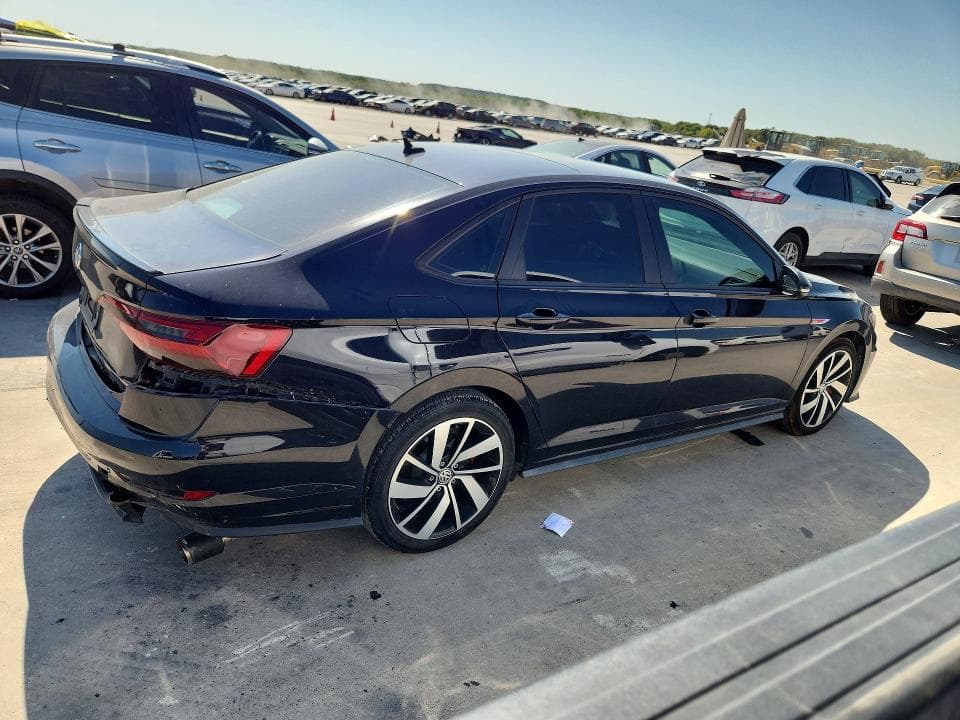 2019 VOLKSWAGEN JETTA GLI 3