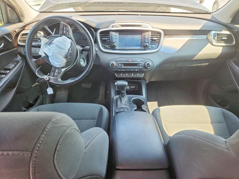 2019 KIA SORENTO LX 8