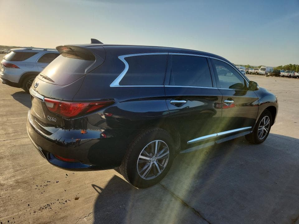 2018 INFINITI QX60 BASE 3