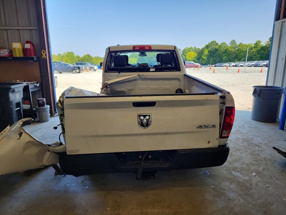2022 RAM 1500 CLASSIC TRADESMAN 6