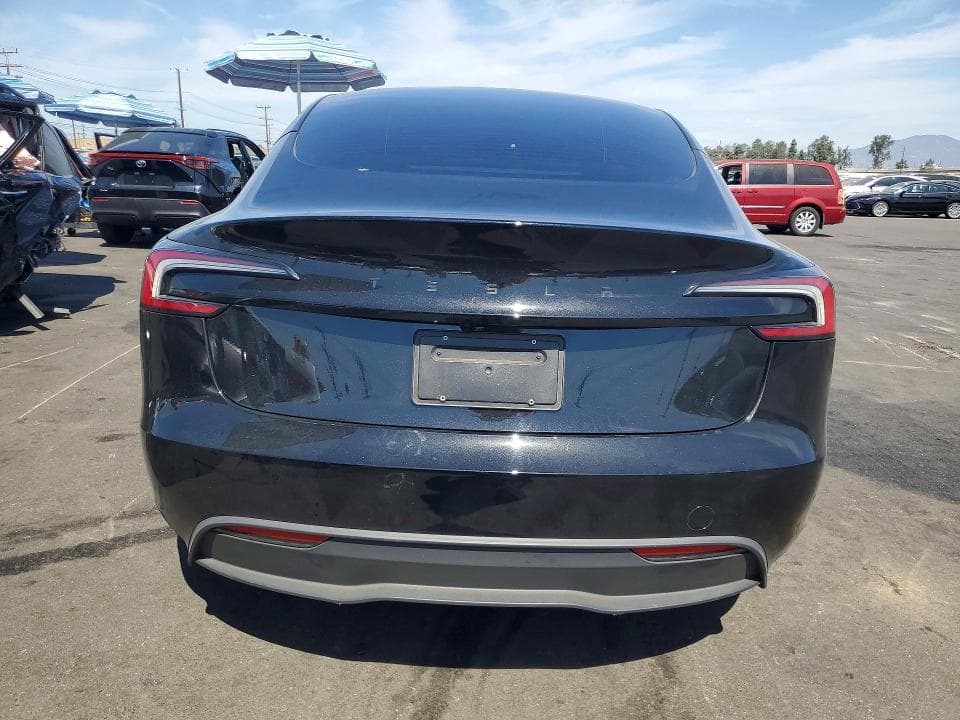 2026 TESLA MODEL 3 6