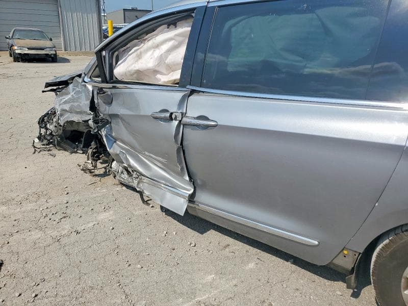 2019 CHRYSLER PACIFICA TOURING L 7