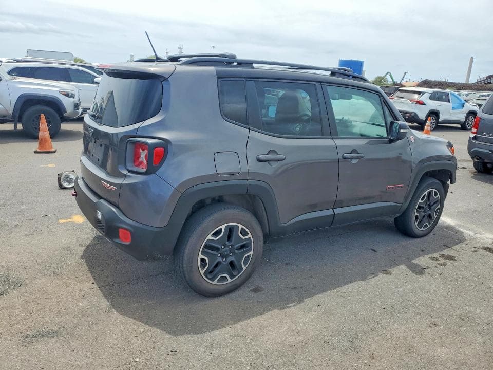 2017 JEEP RENEGADE TRAILHAWK 3