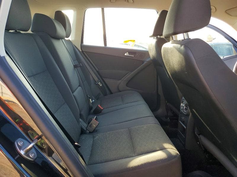 2017 VOLKSWAGEN TIGUAN S 11