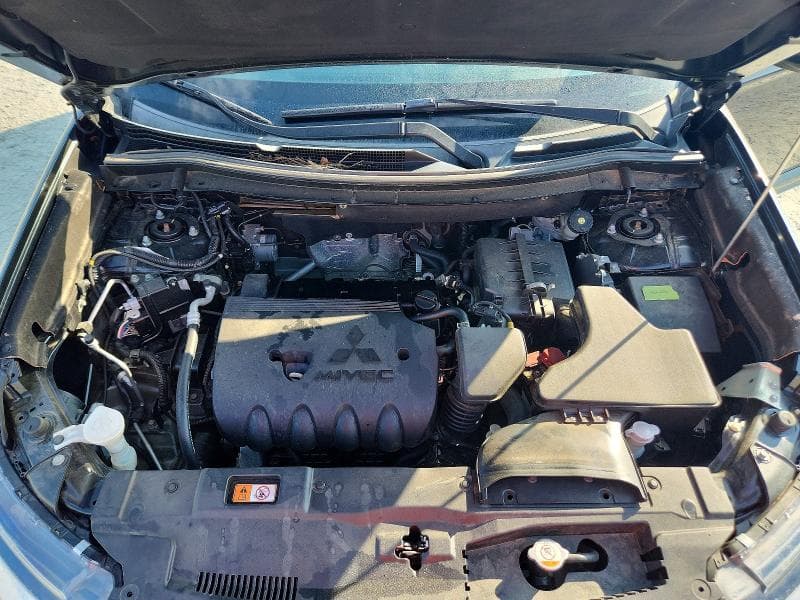 2018 MITSUBISHI OUTLANDER SE 12