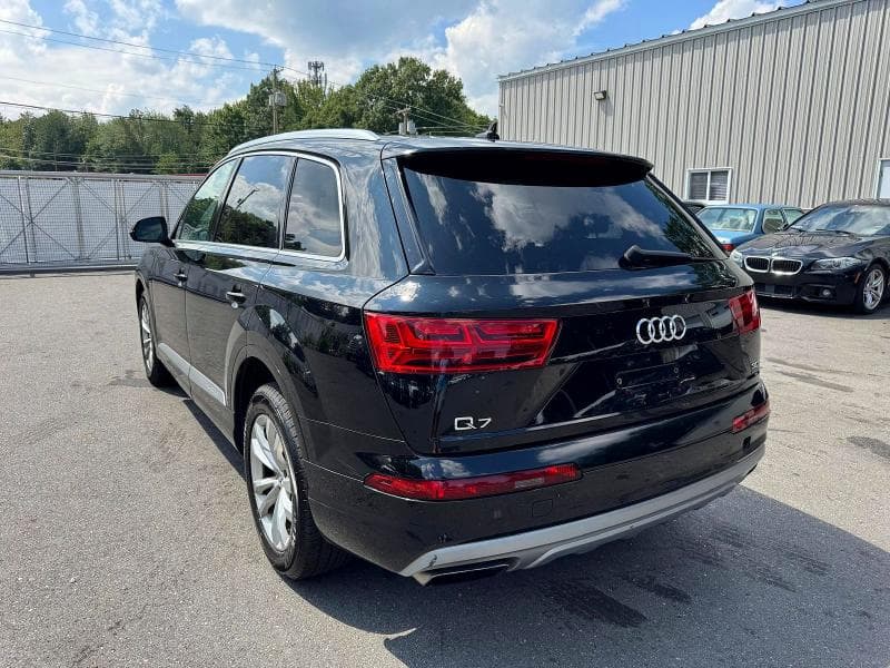 2017 AUDI Q7 PREMIUM 2