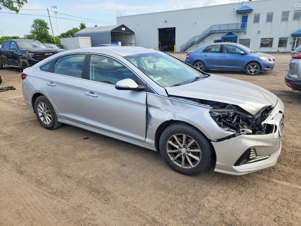 2019 HYUNDAI SONATA SE 4