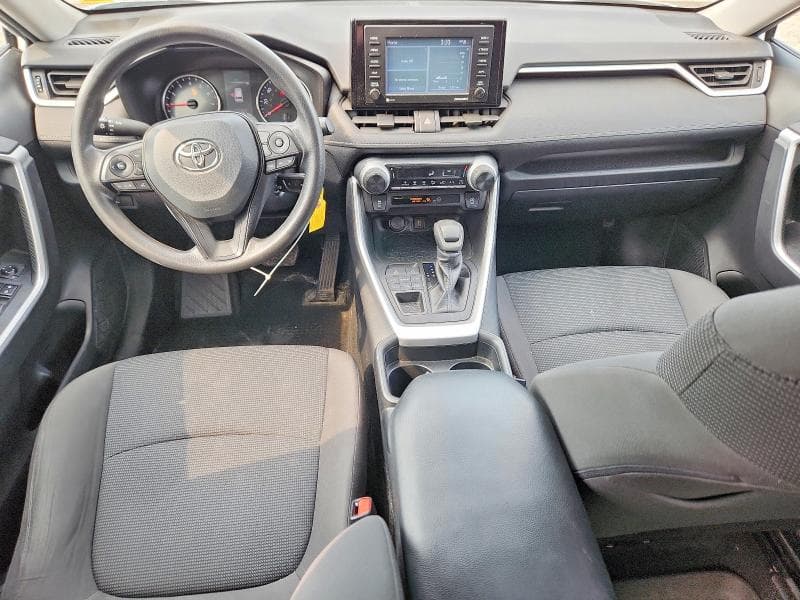 2020 TOYOTA RAV4 LE 8