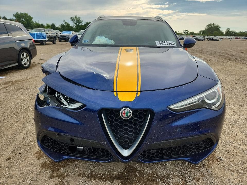 2018 ALFA ROMEO STELVIO 5