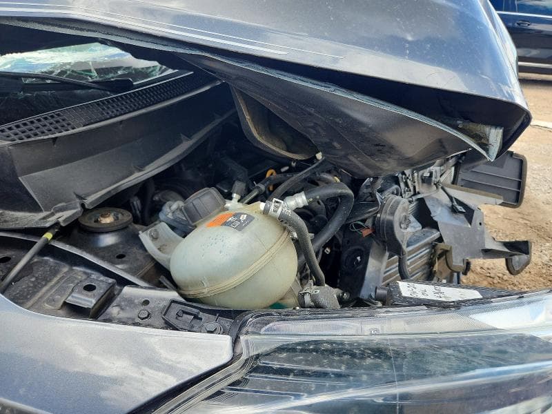 2018 NISSAN KICKS SR 11