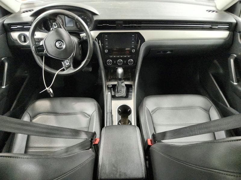 2021 VOLKSWAGEN PASSAT SE 8